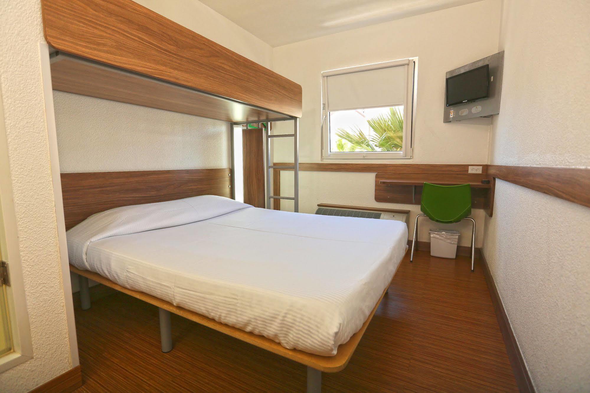 Hotel Hi! Santa Catarina Santa Catarina  外观 照片