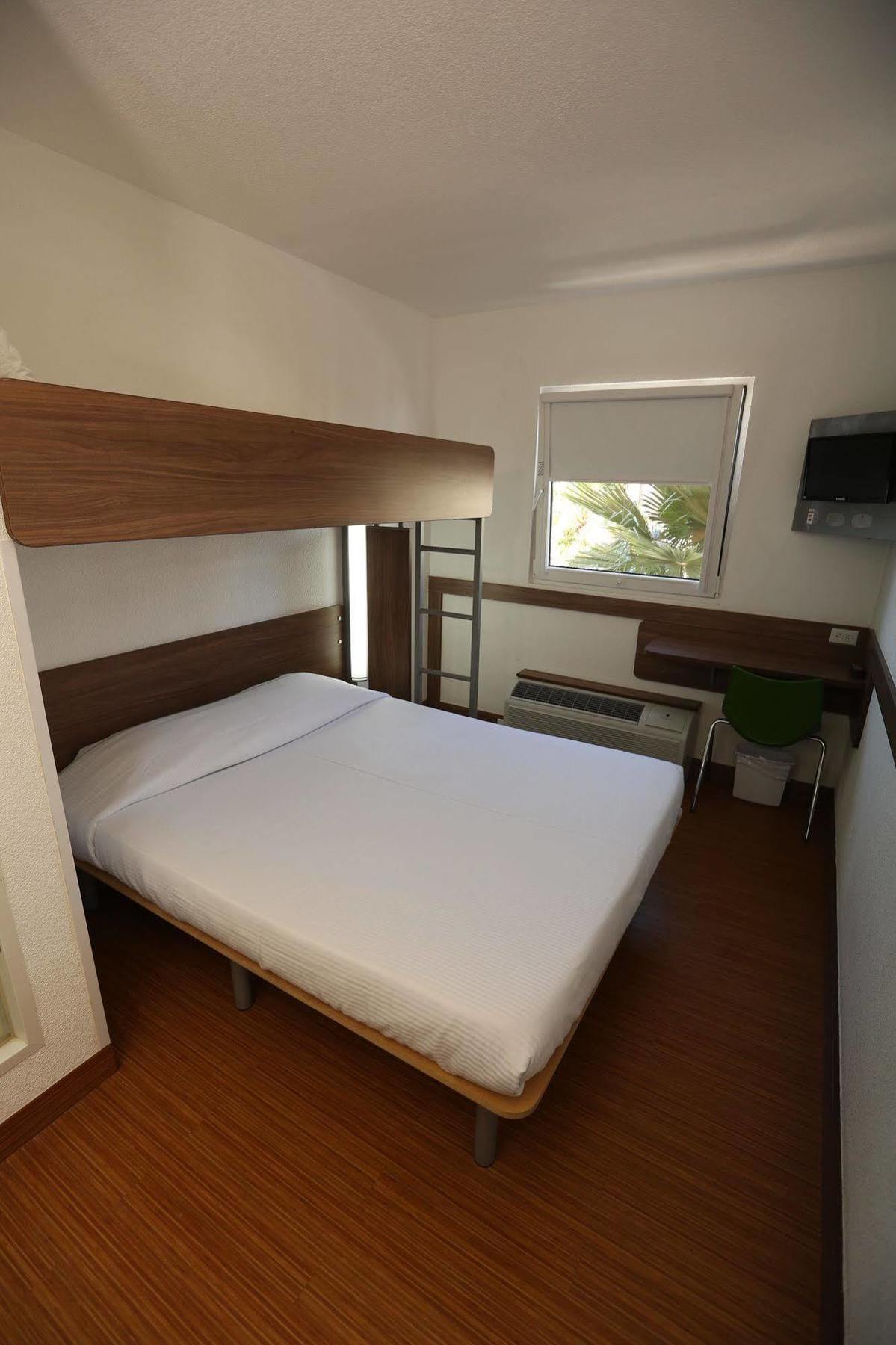 Hotel Hi! Santa Catarina Santa Catarina  外观 照片
